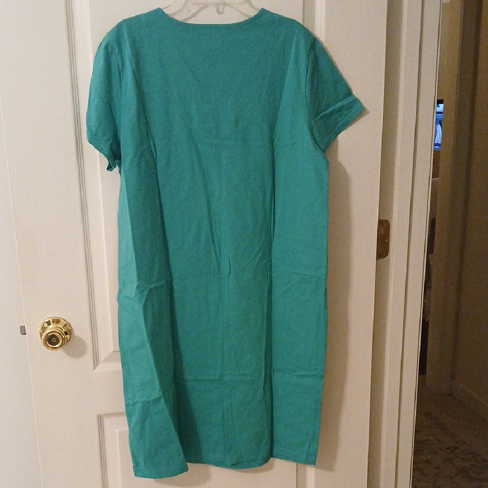 Erika Taylor Intimates Green Embroidered Short Sleeve Nightgown. - Picture 5 of 7